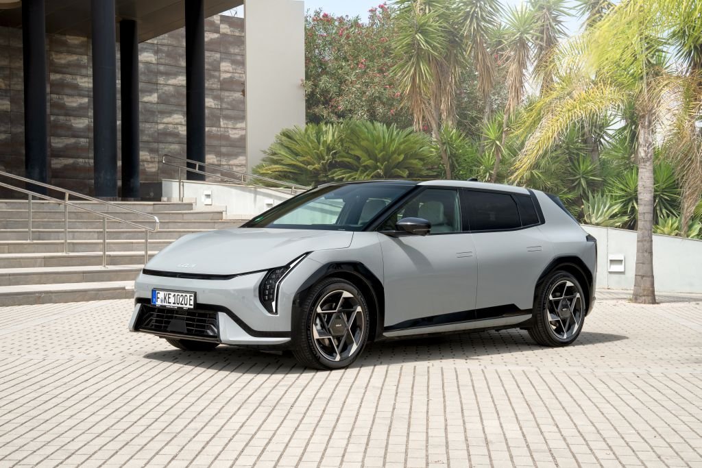 Kia EV4