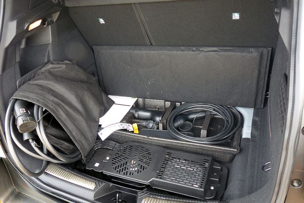 Renault 4 E-Tech elétrico