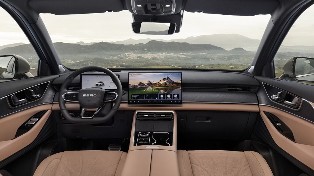 EBRO s900 PHEV Interior radar automovel