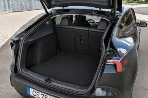 Tesla Model 3 Tesla Model Y