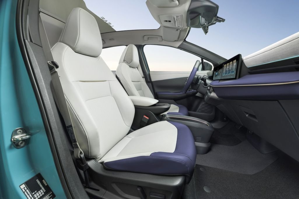 Nissan_LEAF 2026
